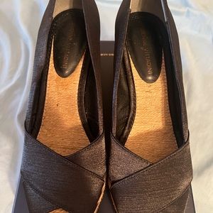 Adrienne Vittadini Bailee Wedge NIB, size 8, black